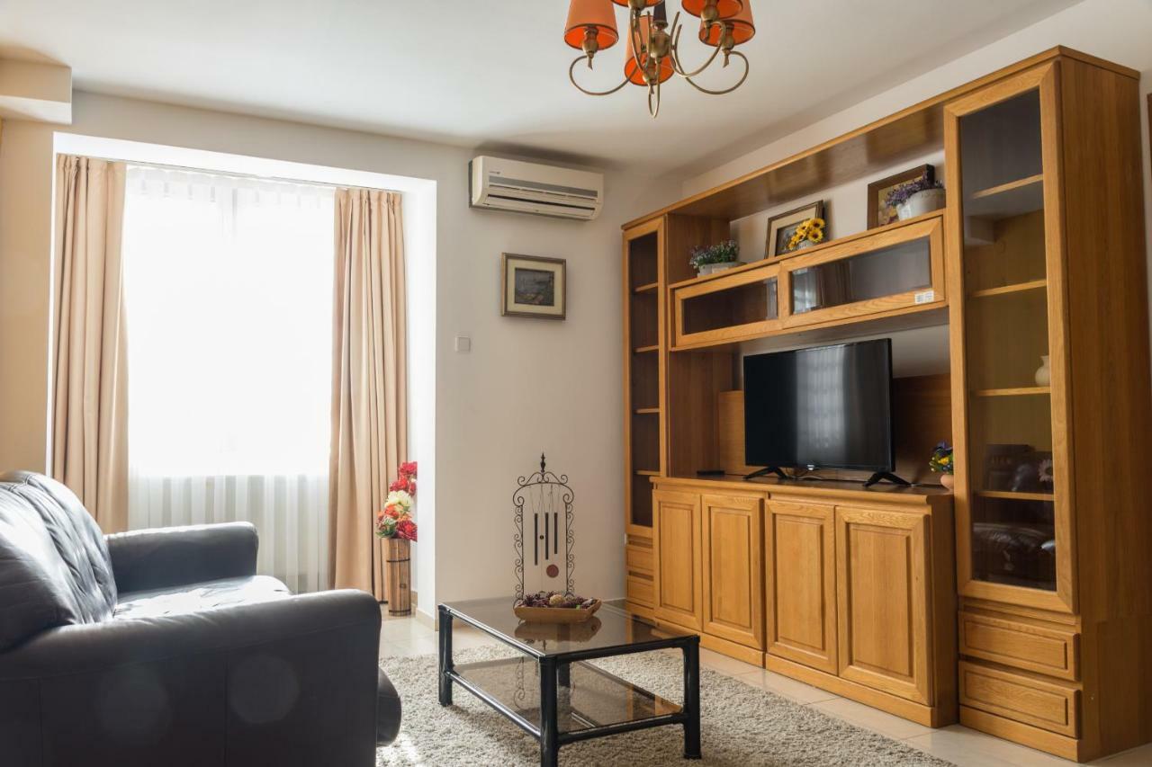 Maxxy Apartments Бухарест Екстер'єр фото