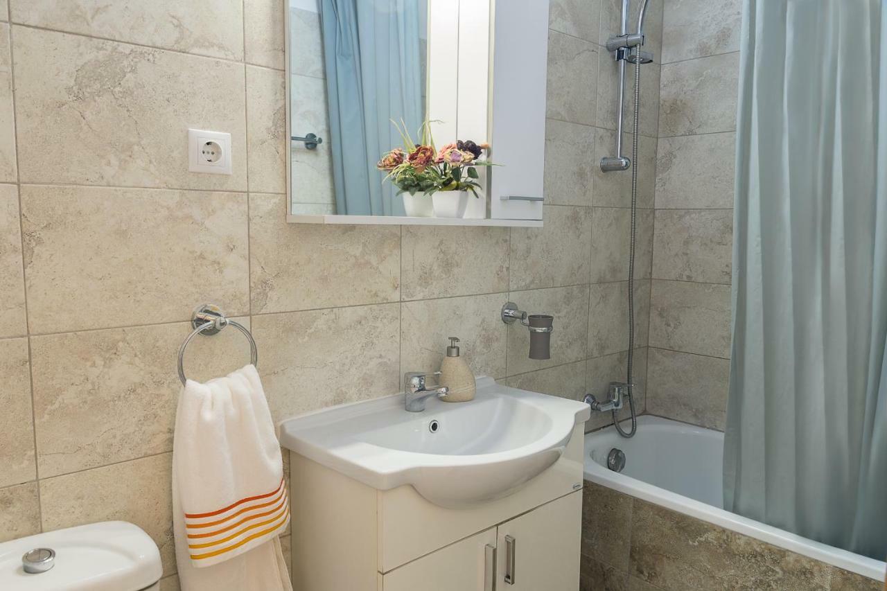 Maxxy Apartments Бухарест Екстер'єр фото